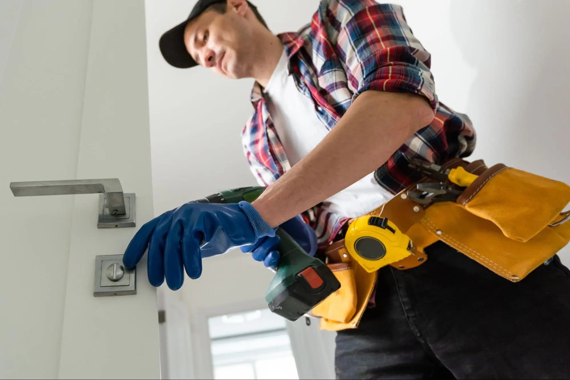 Field tradesperson working at a customer location